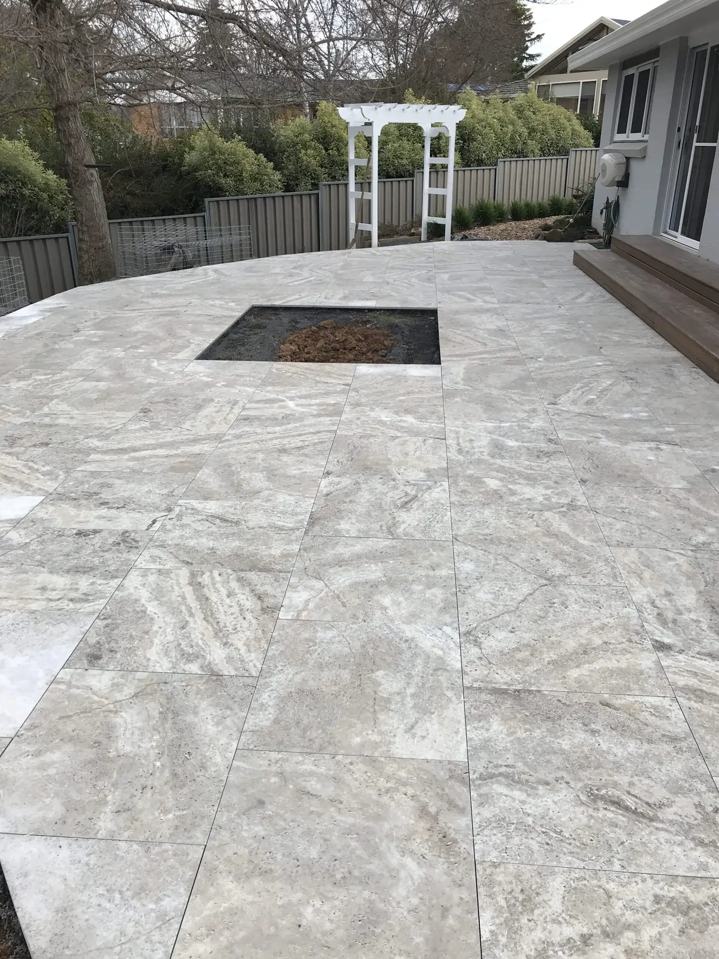 landscaper Orange installed these Outdoor 600sq Porcelain Pavers