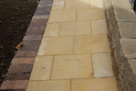 20200819_014237011_iOS