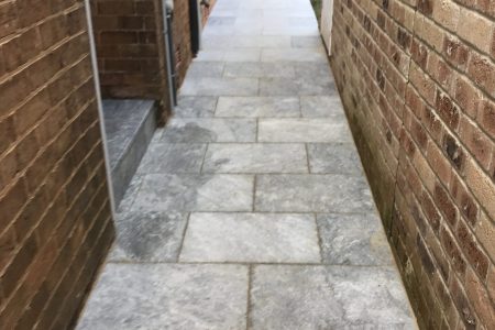 20220518_232048485_iOS (1)