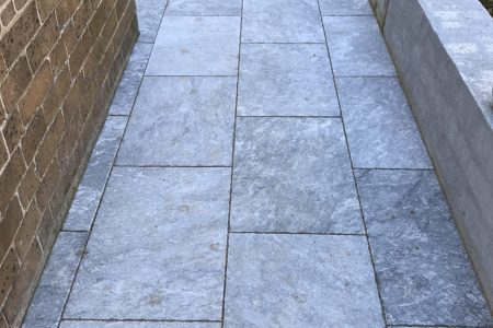 20220518_232627576_iOS (1)